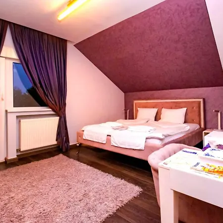 Rich * Timisoara